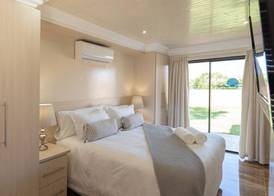 Grand House Lodge And SPA Jeffreys Bay 3