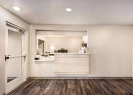 WoodSpring Suites Bradenton 3