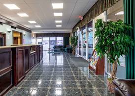 Econo Lodge Kingsville 2