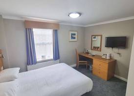 Burn Hall Hotel 5