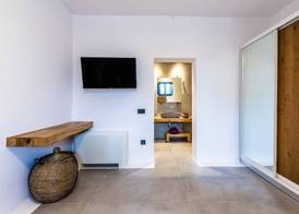 Portes Suites & Villas Mykonos 3