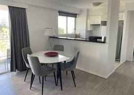 The Crest Apartments - Main Beach 5