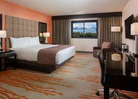 Golden Nugget Lake Tahoe 5
