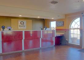 Quality Inn & Suites Roswell North 2