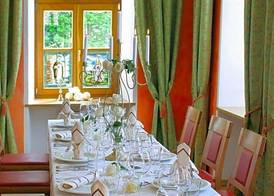 Hotel & Restaurant Waldschloss 3