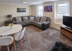 Host & Stay - Cobblers Cottage 5
