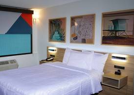 Waterfront Inn PHL Airport 3