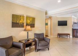 Best Western Plus Valdosta Hotel & Suites 3