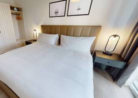 Steveston Waterfront Hotel 5