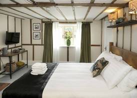 Woodleys Farmhouse 5