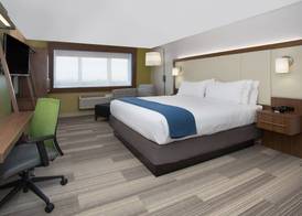Holiday Inn Express & Suites DECATUR by IHG 3