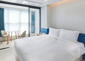 NEWCZ CENTUM HOTEL 3