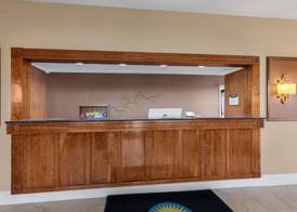 Days Inn by Wyndham Columbia Kentucky 4