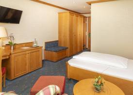 Parkhotel an der Therme 3