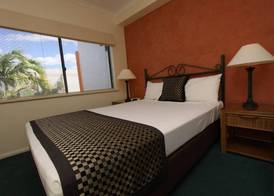 Mid City Luxury Suites 4