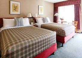 Marmot Lodge Jasper 3