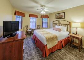 Holiday Inn Club Vacations OAK N SPRUCE RESORT BERKSHIRES 2