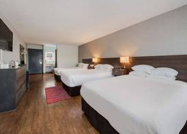 Red Lion Inn & Suites Ontario 5