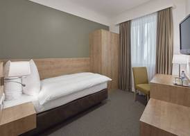 City Hotel 5