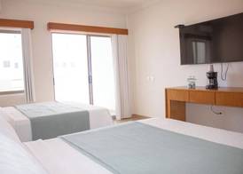 Costa Elegante Hotel & Suites 4
