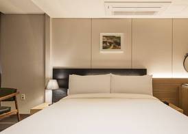 The First Stay Hotel 3