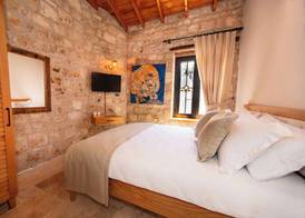 Atrium Suites 4