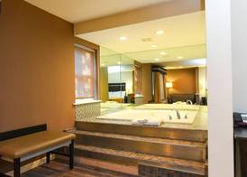 Capital Inn and Suites 3