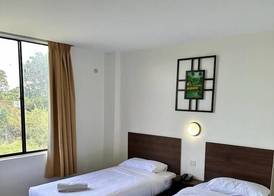 Baron Hotel 5