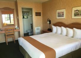 Pepper Tree Inn Tahoe City 3