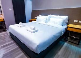 The Riva Vientiane Hotel 5