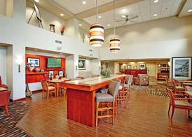 Hampton Inn & Suites Barrie 3