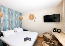 Mandara Beach Bungalow 3