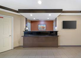 Best Western Plus Twin View Inn & Suites 4