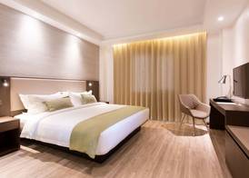 The Marison Hotel 5