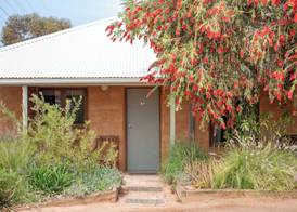 Mud Hut Motel 4
