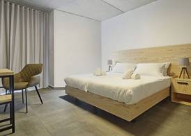 Mr Todd Hotel 2