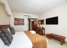 Hwange Safari Lodge 3