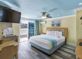 Bayview Plaza Waterfront Resort 5