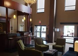 Comfort Suites South Point - Huntington 2