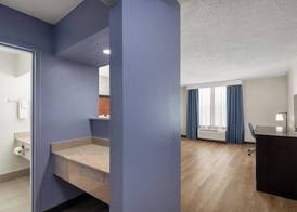 Garner Hotel Wytheville East by IHG 4
