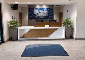 Holiday Inn Express & Suites ANTIGO by IHG 2
