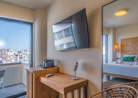 HOM54 Luxury Suites 3