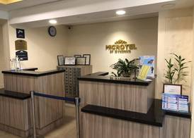 Microtel by Wyndham Boracay 5