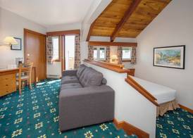 Painter's Lodge 4