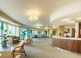 HR Resort 4