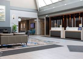 Delta Hotels by Marriott Calgary South 3