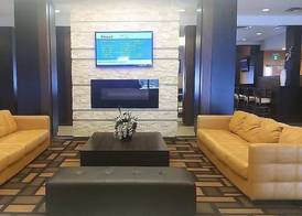 Days Inn & Suites by Wyndham Winnipeg Airport Manitoba 3