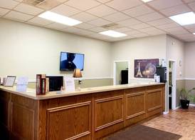 Paris Inn and Suites 4