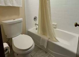 Ember Inn Suites Waite Park - St Cloud 2