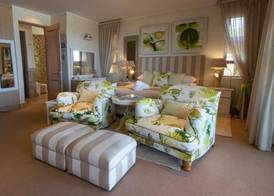 Dolphin Villa 2